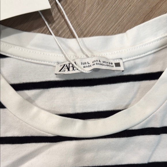 Zara Striped Sleeveless Crop Top NWT Sz Large - Picture 2 of 2